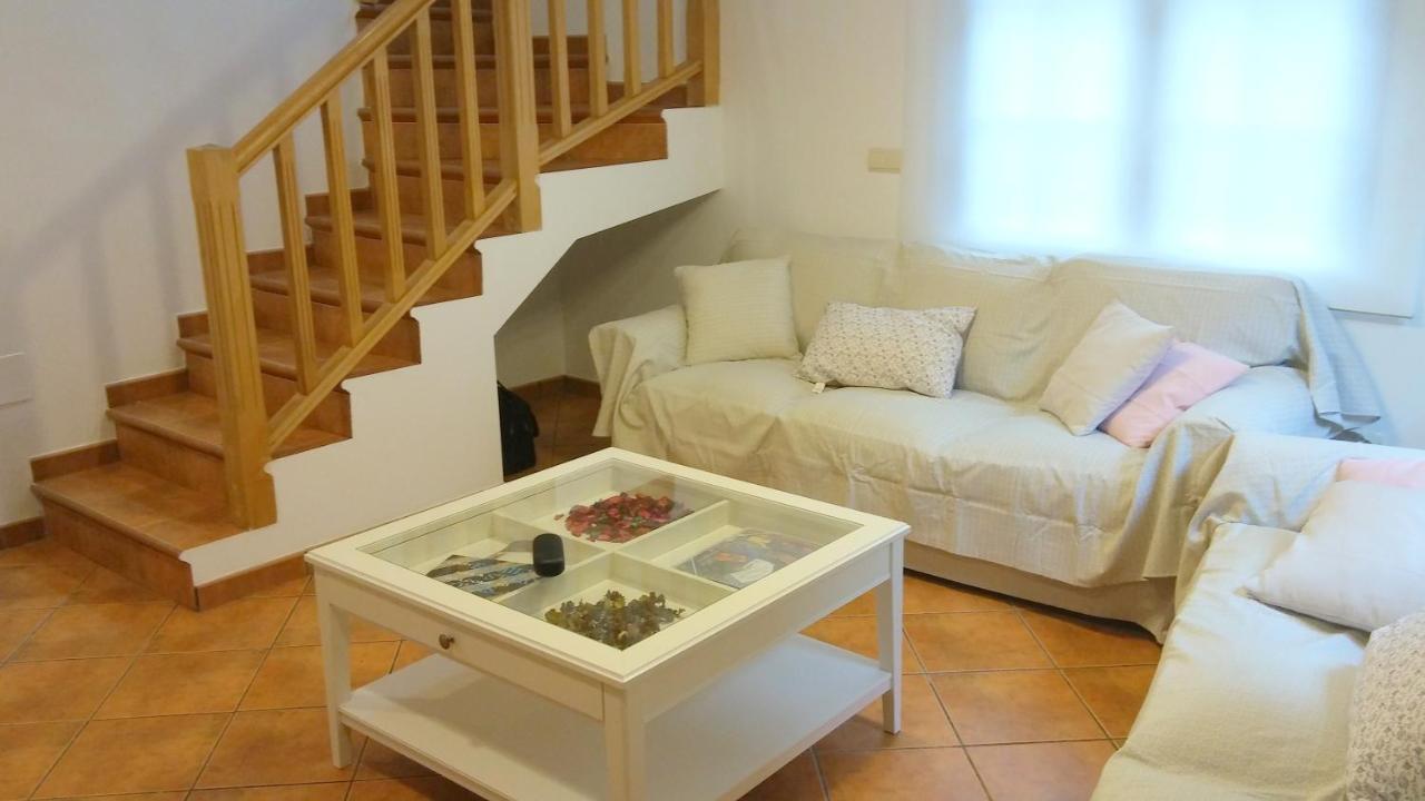 Casa El Tejo Villa San Cristobal de Valdueza ภายนอก รูปภาพ
